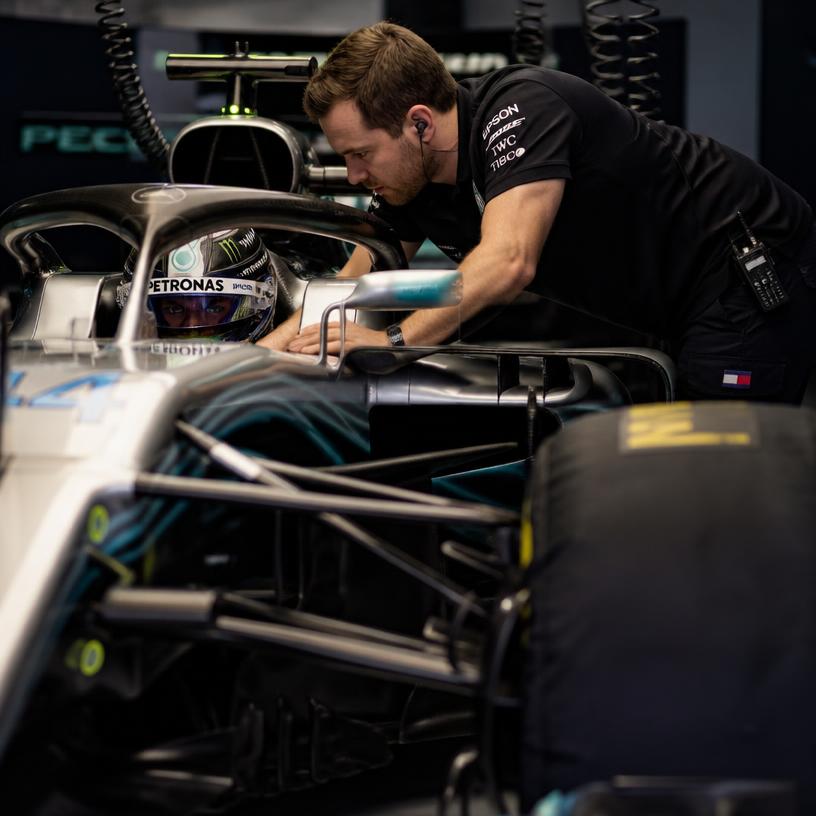 Rev Up the Tech: F1's Speedy Secrets